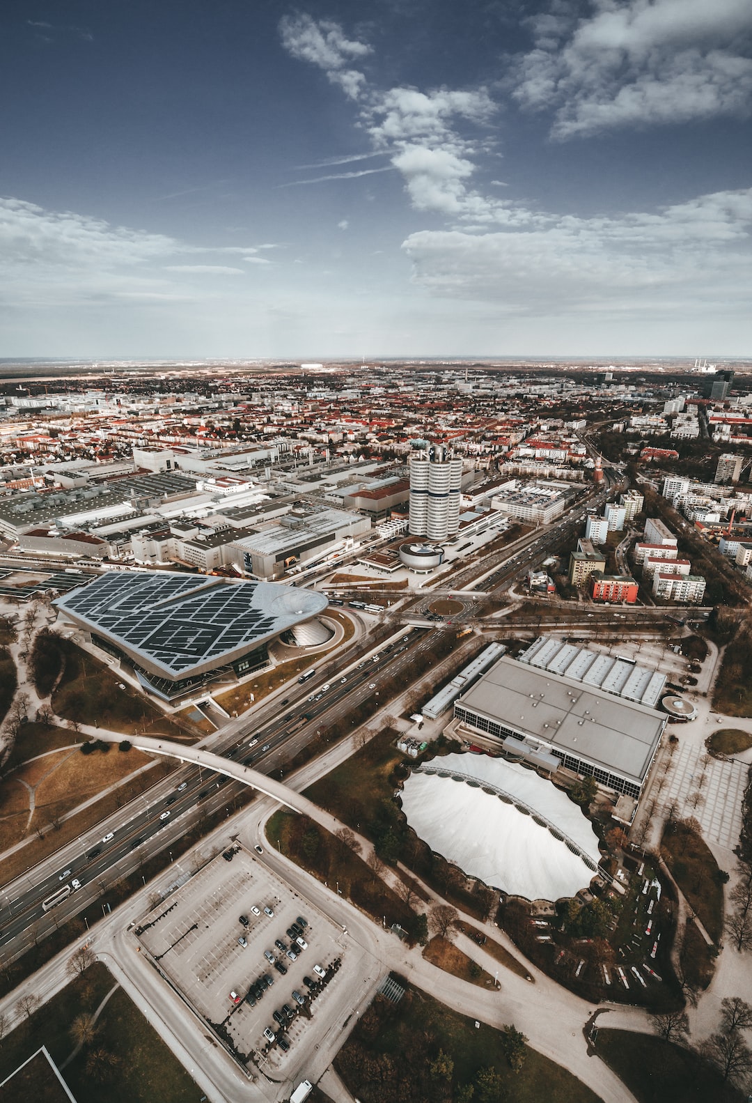 Drohnenfoto der Stadt München.